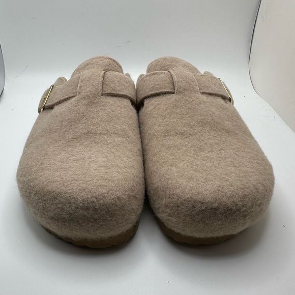 CUSHIONAIRE Womens Clog 8 SAND - Picture 2 of 7